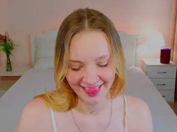 Bongacams Free Porn Cam of StaceyyJones