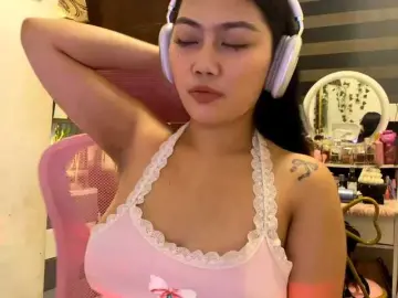 Bongacams Private Sex Chat of LesliDine