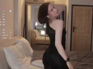 Bongacams Free Porn Cam of -FemaleEssence-