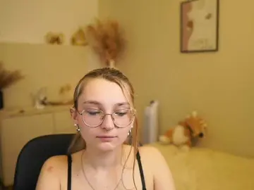 Bongacams Free Porn Cam of Sophielux18