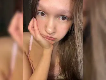 Bongacams Sex Chat of Cute-Lolly