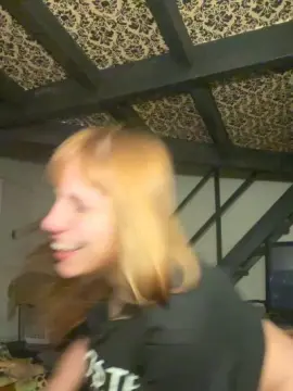 Cam4 Live Sex Cam of saraangelafern1