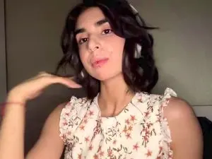 Cam4 Sex Cam of TheolaHoesing