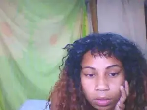 Cam4 Adult Webcam of Rowane1