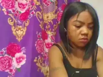 Cam4 Live Sex Cam of miranah5