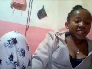 Cam4 Watch Live Sex Cams of Herminah