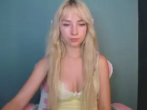 Cam4 Live Sex of LuciaAdorable