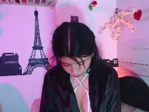 Cam4 Free Live Porn of petite_coralx