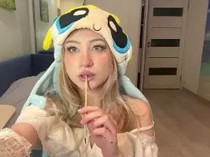 Cam4 Adult Webcams of YvoneFly