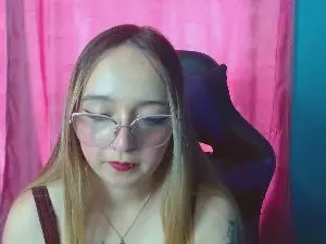 Cam4 Live Sex of Saraross1
