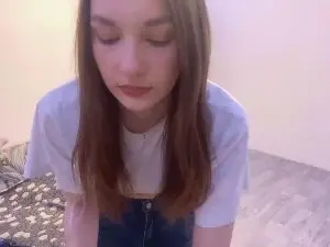 Cam4 Live Sex Cam of CherConsuelo