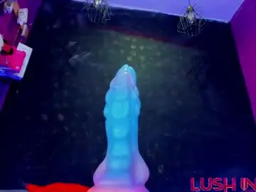 Chaturbate Watch Live Sex Cams of sommer_alexa