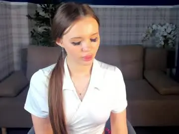 Chaturbate Live Sex Cam of ella_butler