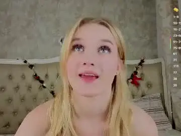 Chaturbate Live Sex Cam of truuuly_yours