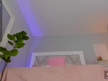 Chaturbate Best live sex cam show of ami_sweet_18