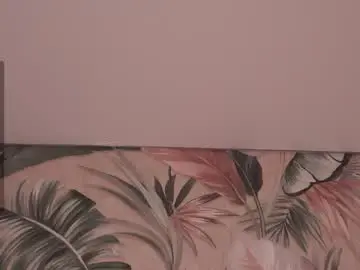 Chaturbate Live Sex Cam of zara_shine