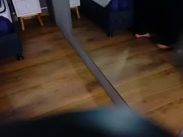 Chaturbate Live Sex Cam of serena_sex31