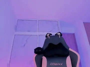 Chaturbate Free Porn Cam of devours_fire