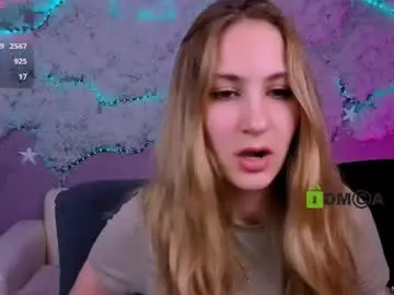 Chaturbate Live Sex Cam of so_hot_rosalie