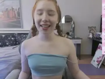 Chaturbate Adult Video Chat of callmeeffy