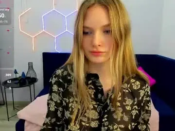 Chaturbate Sex Chat of evelineamore