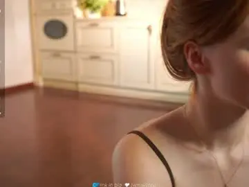 Chaturbate Free Porn Cam of lynnalltop