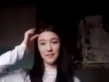 Chaturbate Live Sex of elouisevallian