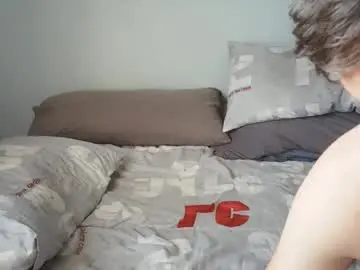 Chaturbate Live Sex Cam of sneakylildevils