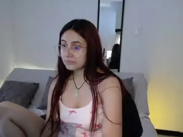 Chaturbate Live Sex Cam of tiana_sweett