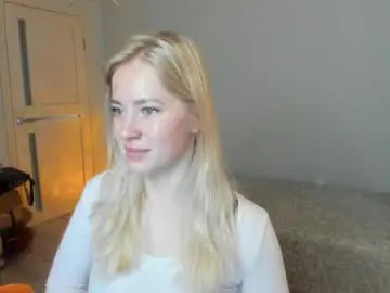 Chaturbate Adult Video Chat of e___lisa
