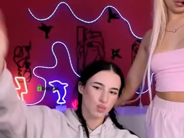 Chaturbate Free Porn Cam of vaiolet_lovely