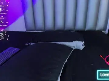 Chaturbate Live Sex of luna_bella_23