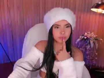 Chaturbate Best live sex cam show of mialaurence_