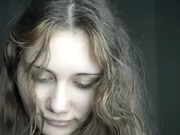 Chaturbate Live Sex Cam of cyndyvalerio