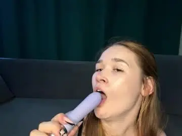 Chaturbate Nude Webcam of lessiemccoyle