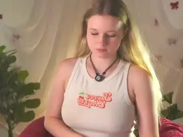 Chaturbate Watch Live Sex Cams of emilyhewell