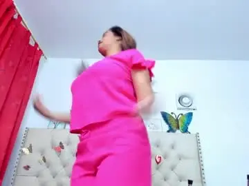 Chaturbate Live Sex Cam of selena_beautyy