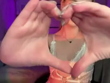 Chaturbate Live Sex Cam of itsevedarkside_
