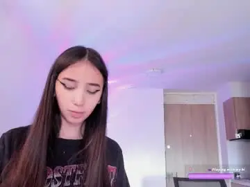 Chaturbate Live Sex Cam of mikeyvioleta