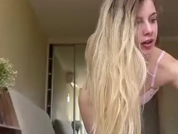 Chaturbate Sex Cam of evymiuu