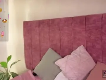 Chaturbate Watch Live Sex Cams of lou_22_