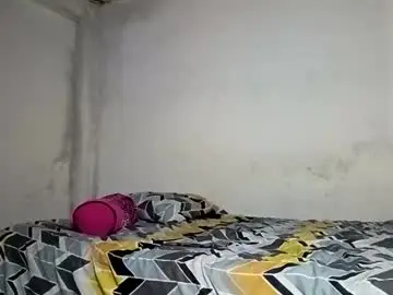Chaturbate Live Sex Cam of kyogo_zemog