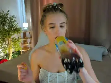 Chaturbate Live Sex Cam of stacy_riiver