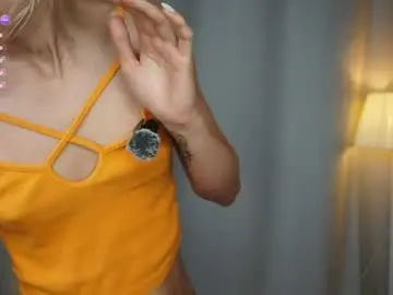 Chaturbate Live Sex Cam of myviolet_rush