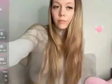 Chaturbate Sex Cam of astrid_sky