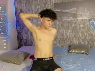 Chaturbate Best live sex cam show of couple_fantasy_x