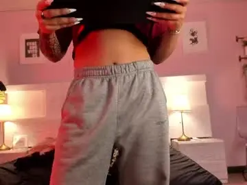 Chaturbate Live Porn of lummii_