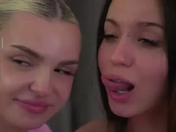 Chaturbate Watch Live Sex Cams of vivid_girls