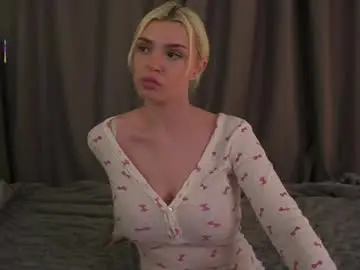 Chaturbate Live Sex Cam of vivid_girls