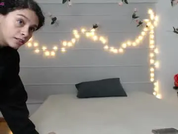 Chaturbate Best live sex cam show of be_sinners
